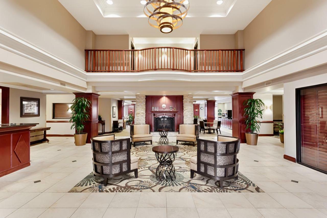 Отель Wingate By Wyndham Columbia/Лексингтон Экстерьер фото